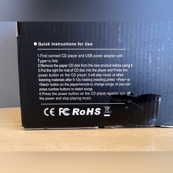 GUERAY WHITE BLUETOOTH DESK CD PLAYER AND RADIO IS NEW IN THE BOX - Picture 5 of 11